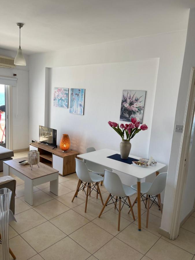 Alex Beach Apartment 31 Larnaca Exterior foto