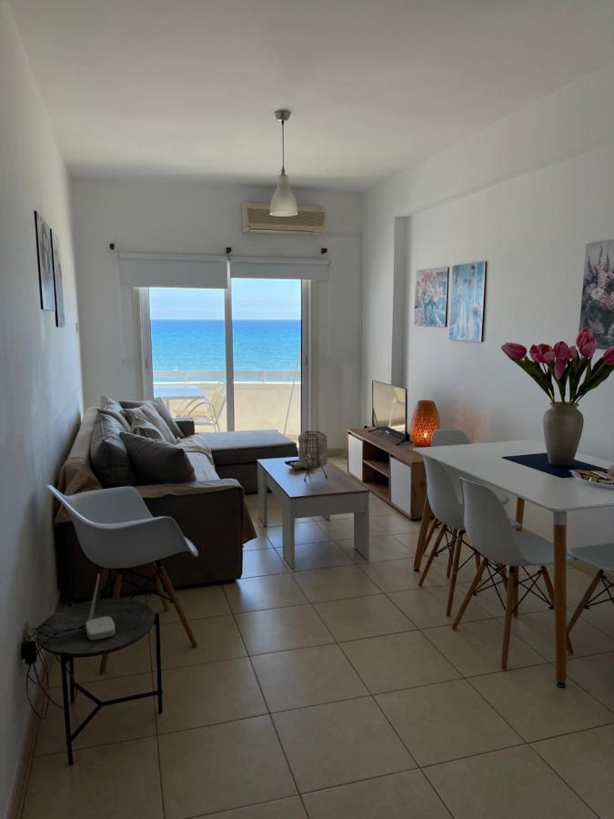 Alex Beach Apartment 31 Larnaca Exterior foto